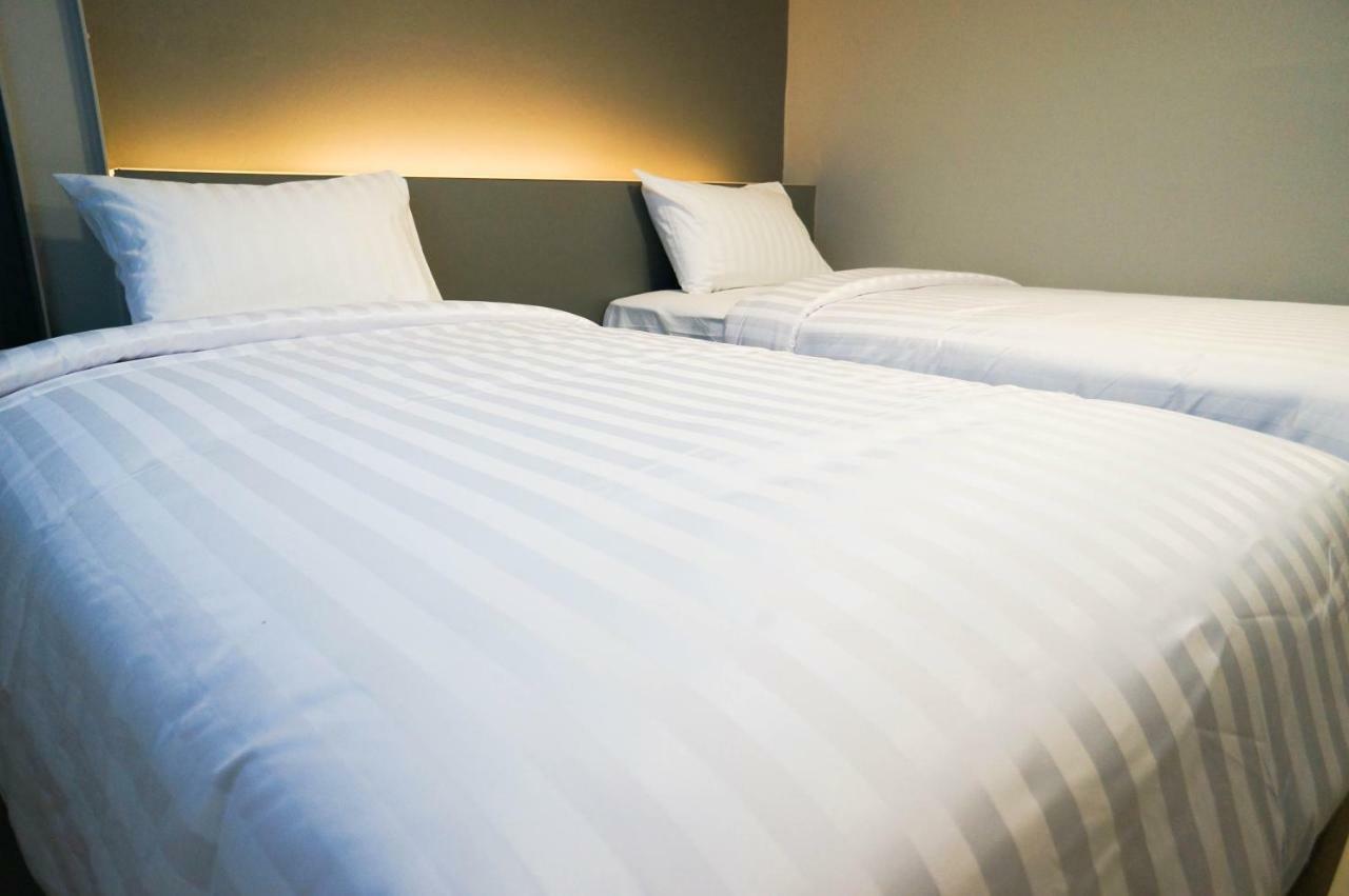 Lux Rooms Night Bazaar 치앙마이 외부 사진