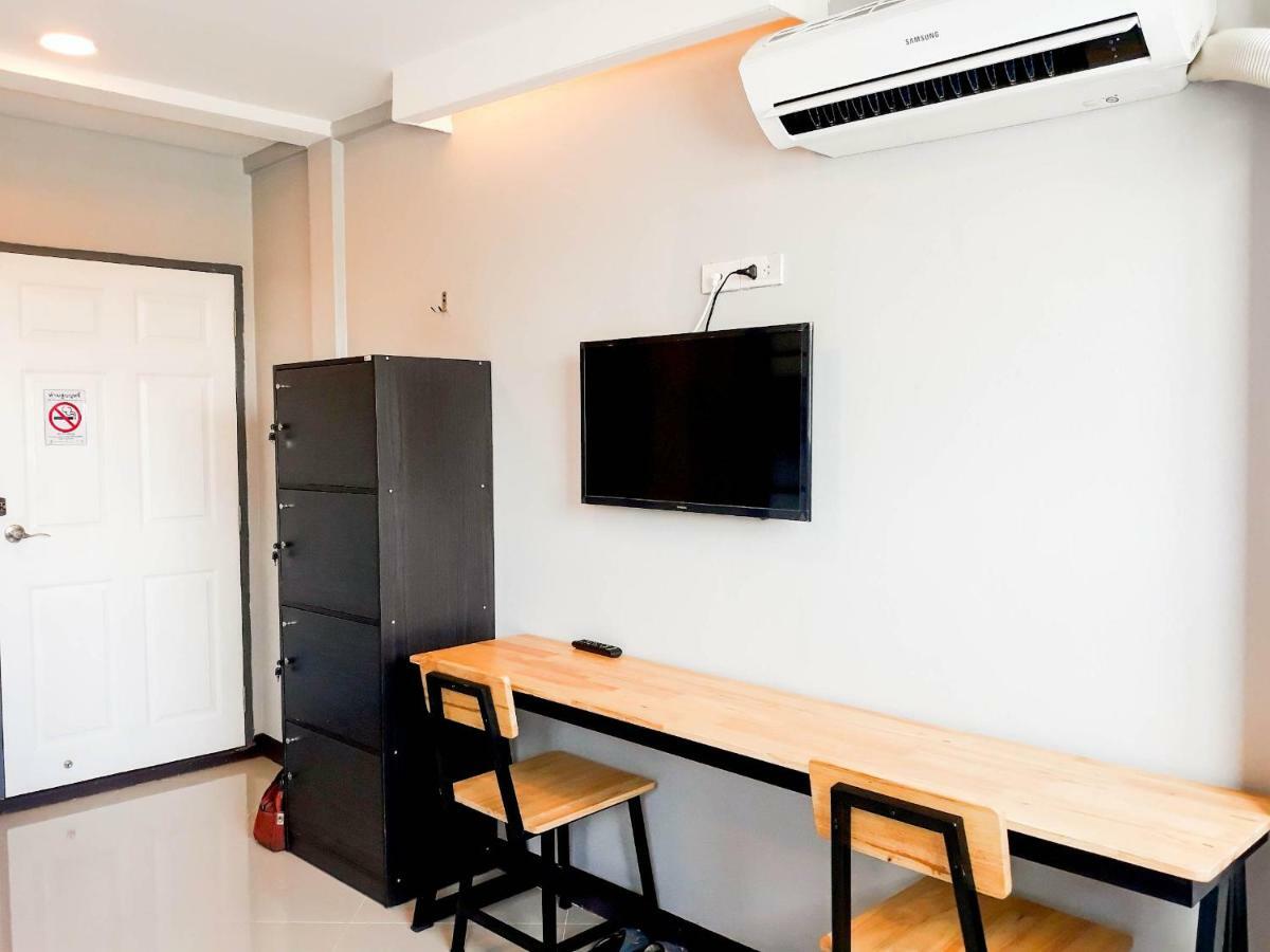 Lux Rooms Night Bazaar 치앙마이 외부 사진