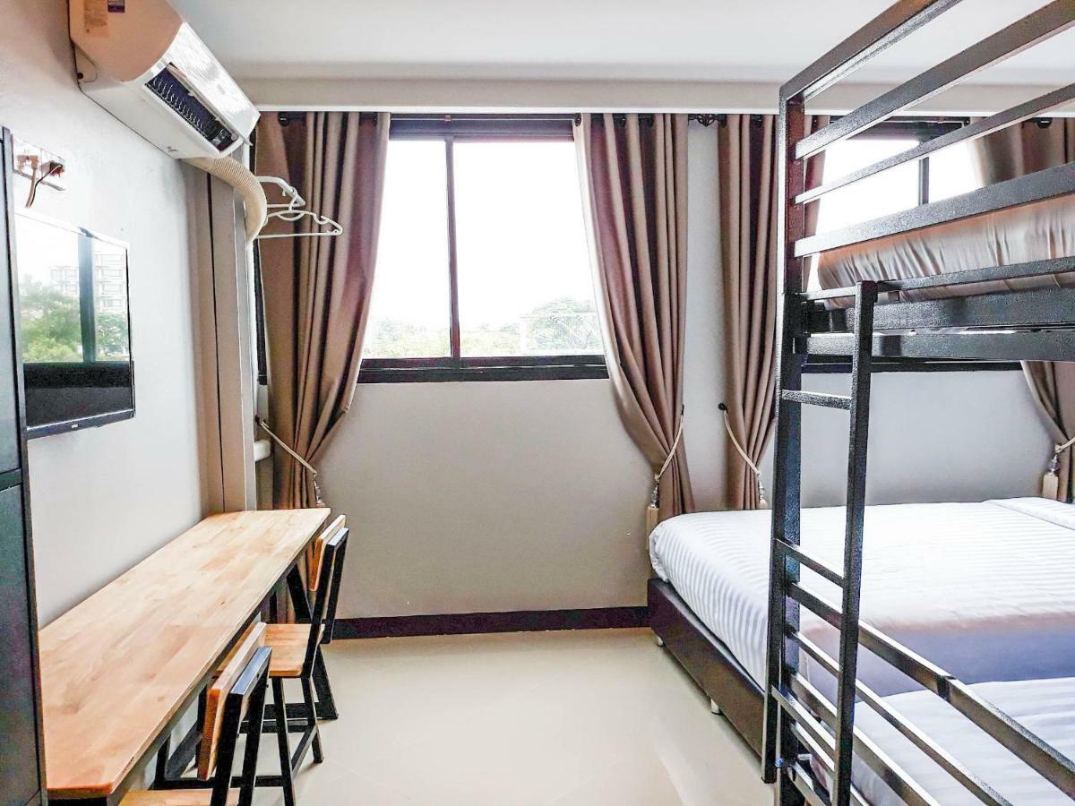 Lux Rooms Night Bazaar 치앙마이 외부 사진